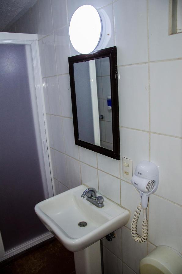 Hotel Tecnologico Керетаро Екстер'єр фото